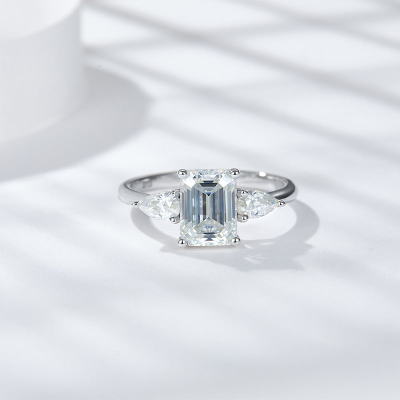 Three Stone Emerald Cut Moissanite Ring - Ceerom