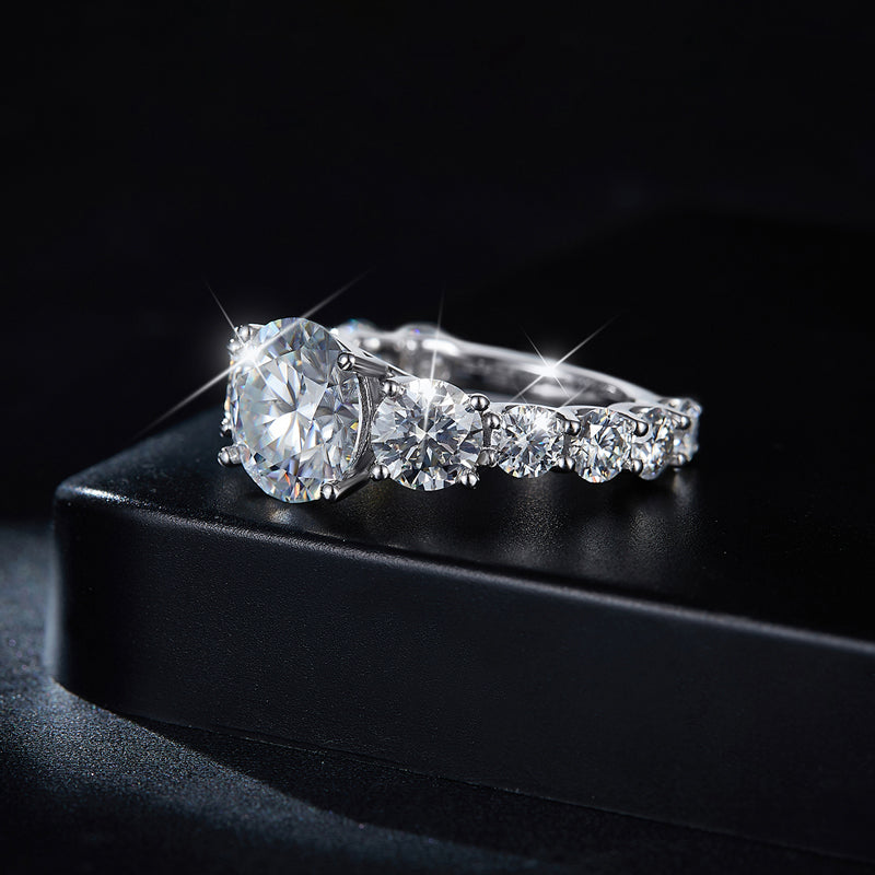Luxury Round 6 Carat Moissanite Ring - Ceerom