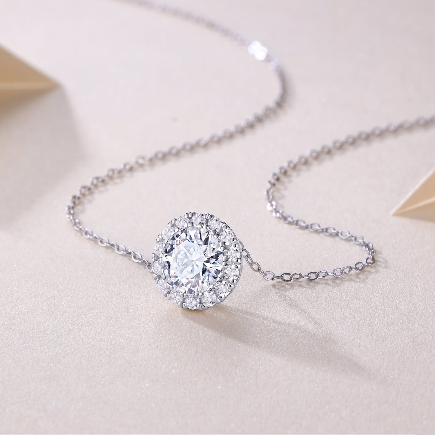 Round Cut Moissanite Halo Pendant Necklace - Ceerom