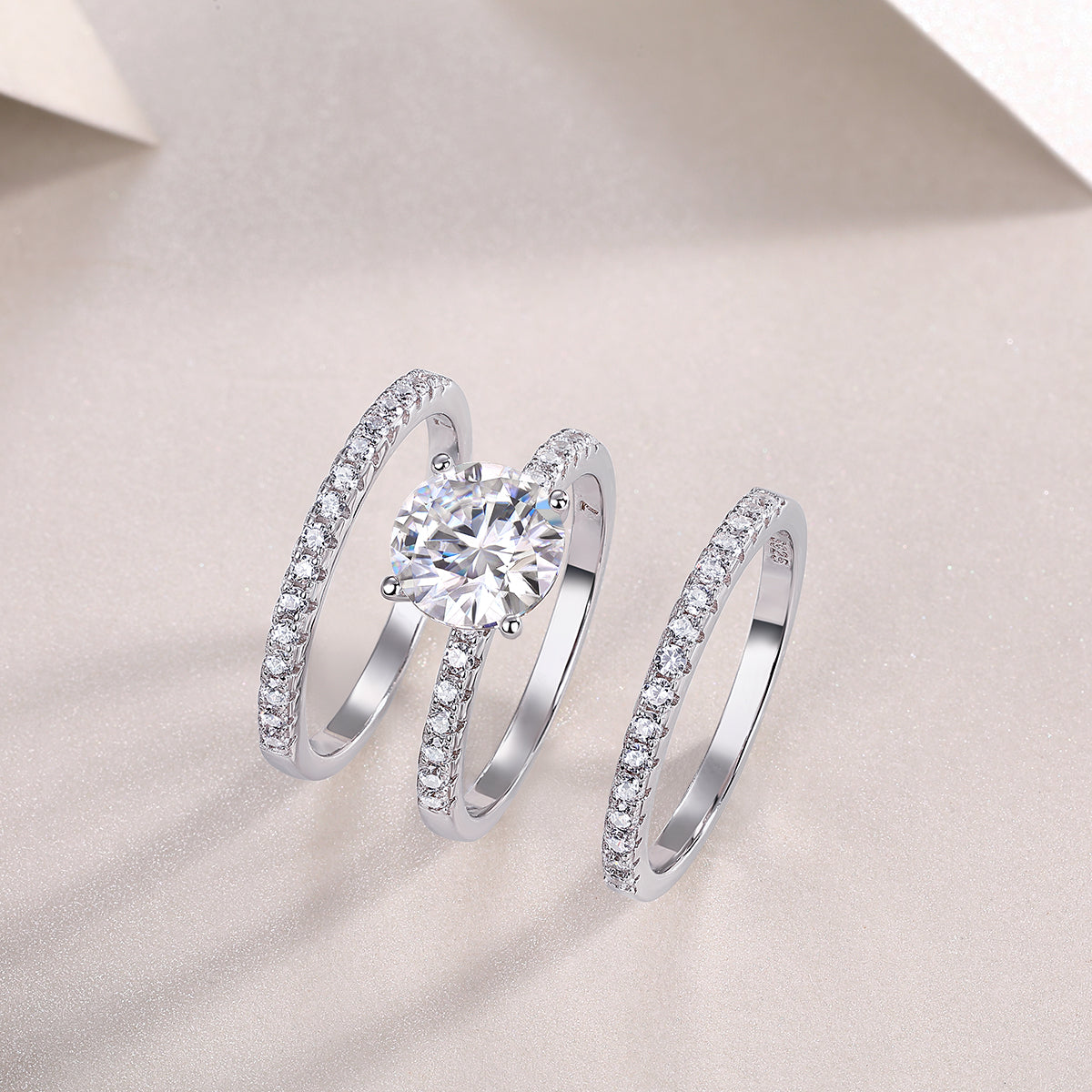 Stackable Round Moissanite Pave Wedding Ring Set - Ceerom
