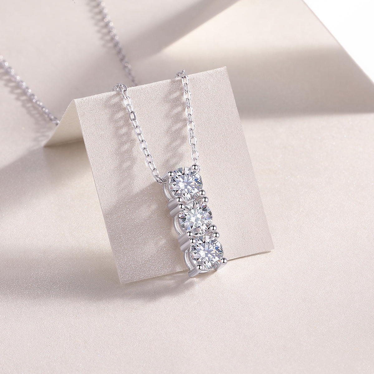 Three Round  Moissanite Pendant Necklace - Ceerom