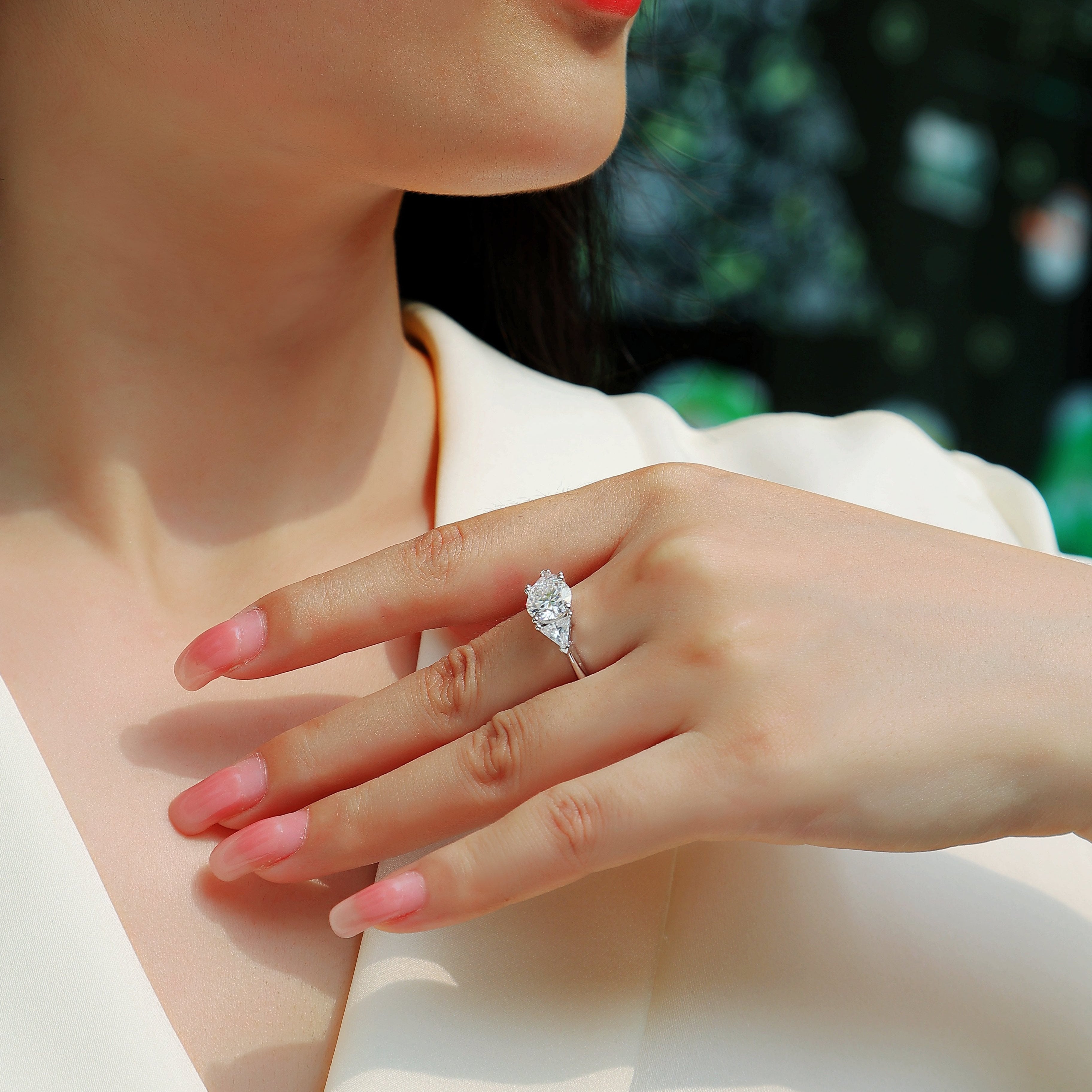 Three Stone Round Cut Moissanite Wedding Ring - Ceerom