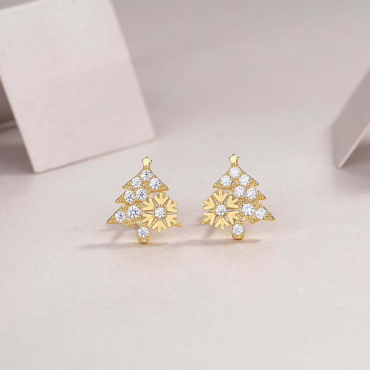 Christmas Tree Moissanite Stud Earrings - Ceerom