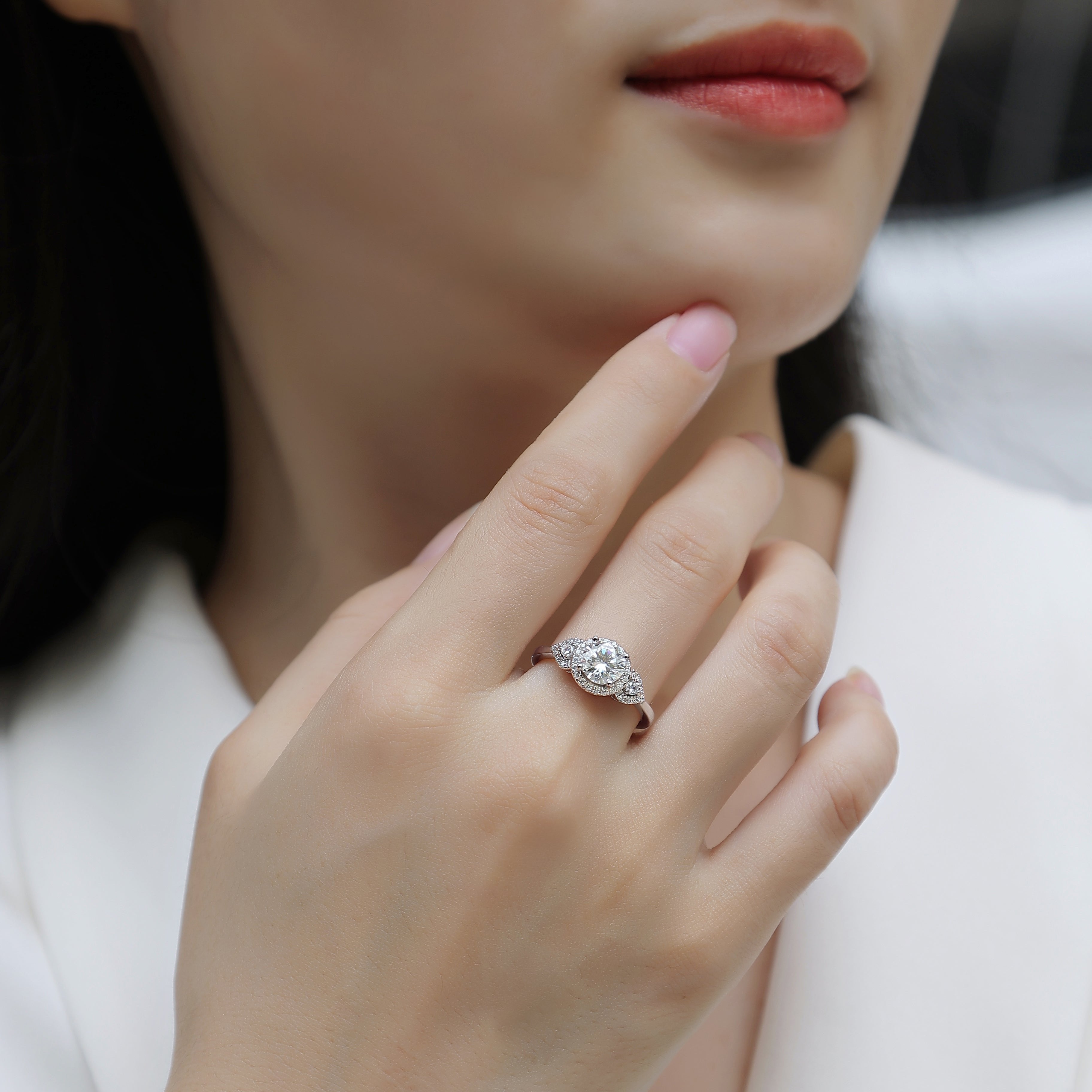 Halo Round Cut Moissanite Engagement Ring - Ceerom