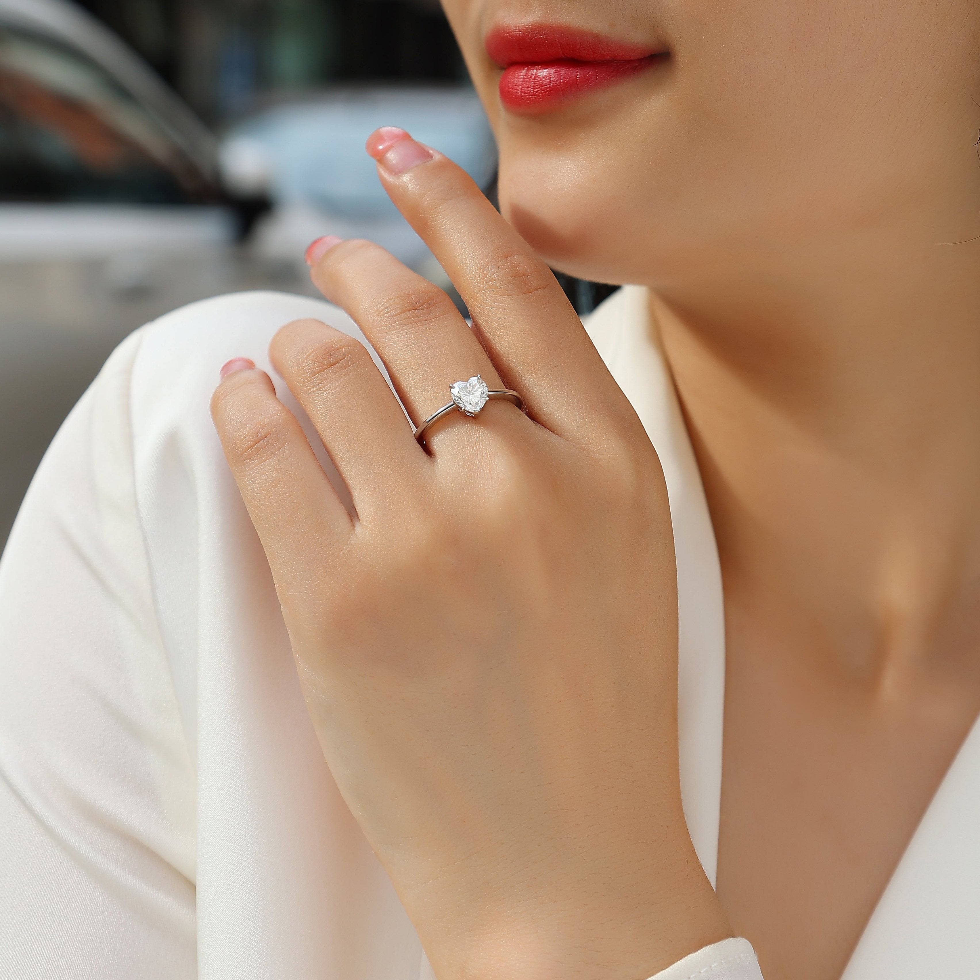 Solitaire Heart Cut Moissanite Ring - Ceerom