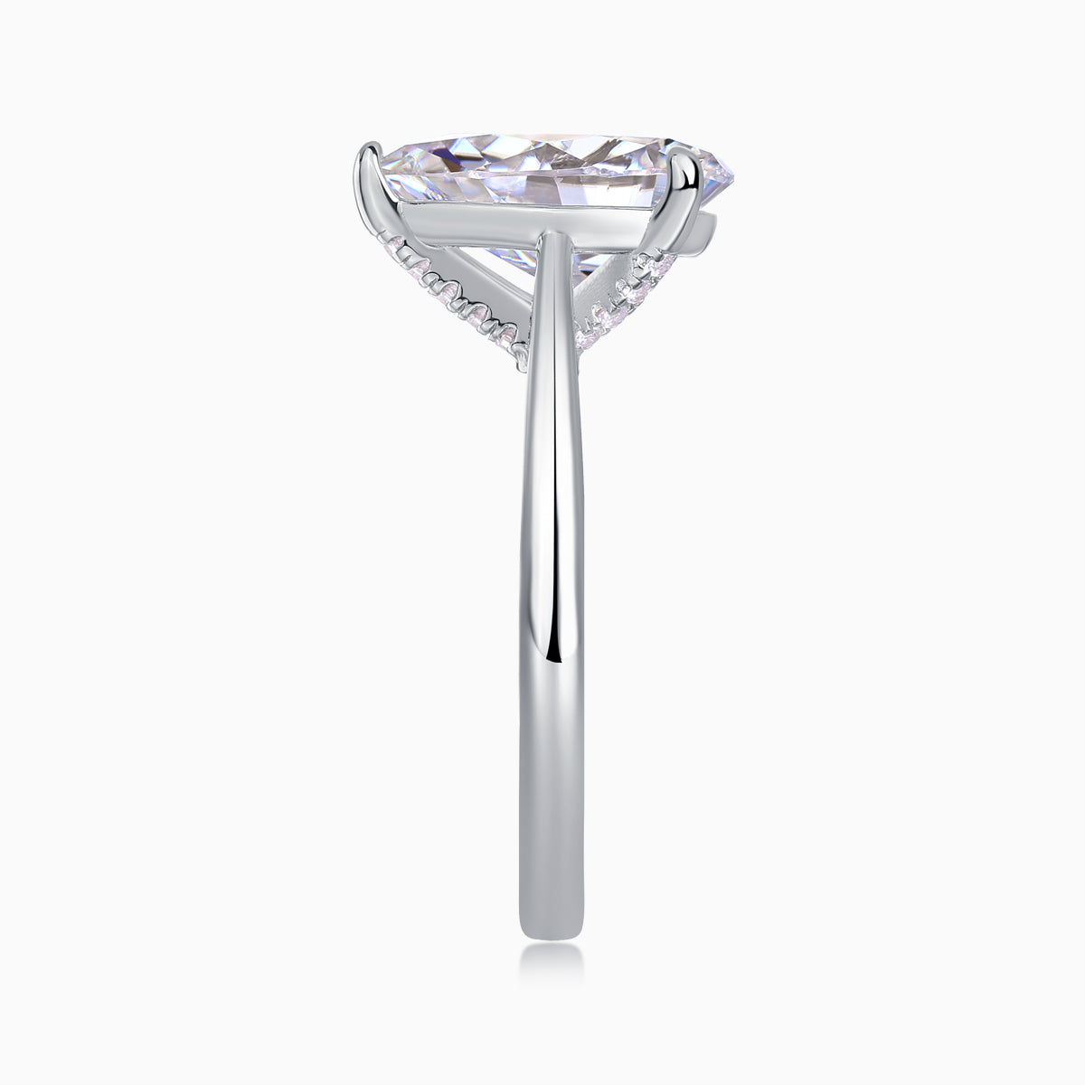 Solitaire Pear Shaped Moissanite Ring - Ceerom
