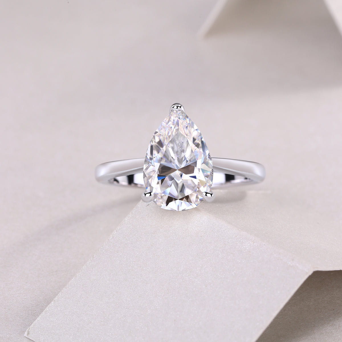 Solitaire Pear Shaped Moissanite Ring - Ceerom