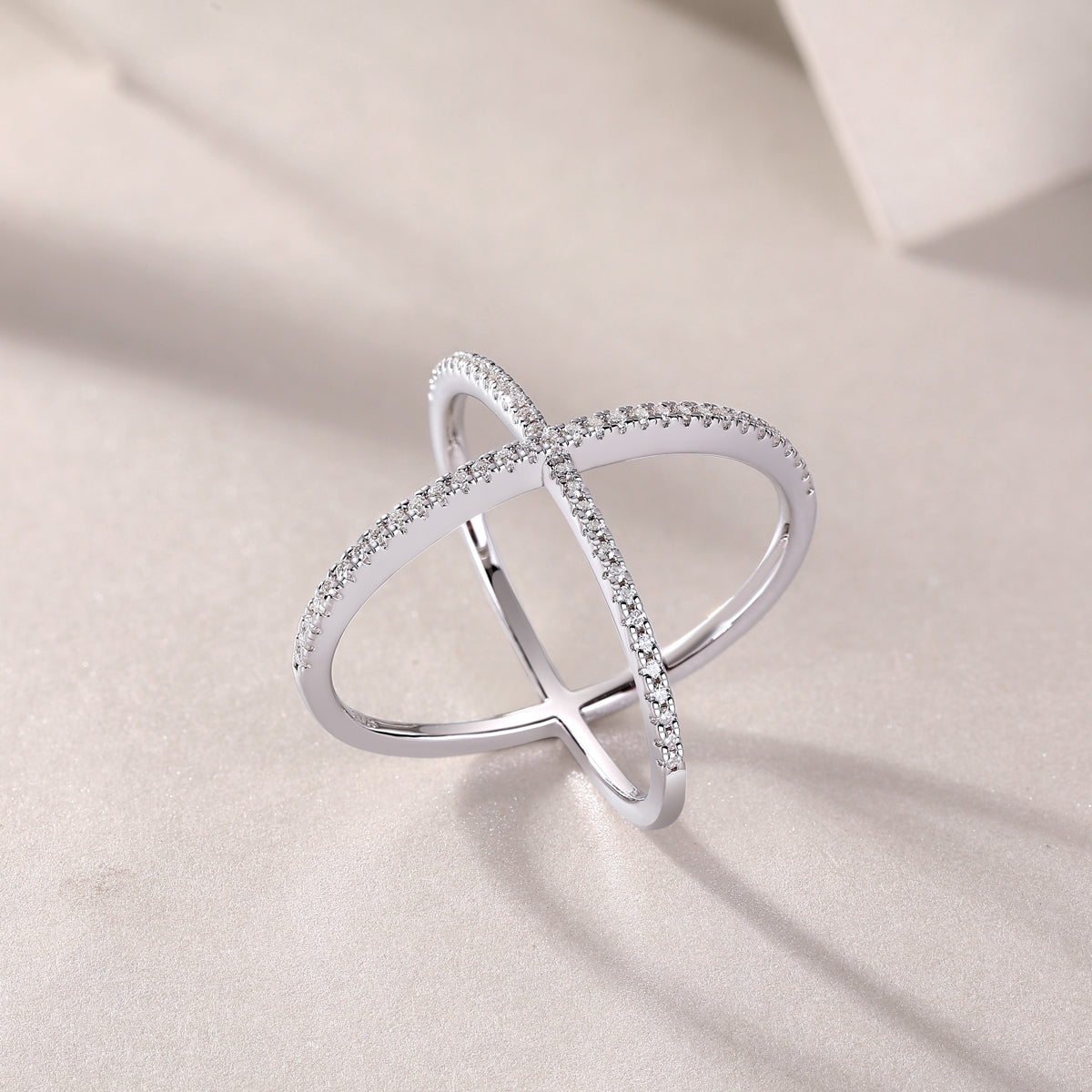 Moissanite Cross Over X Band Ring - Ceerom