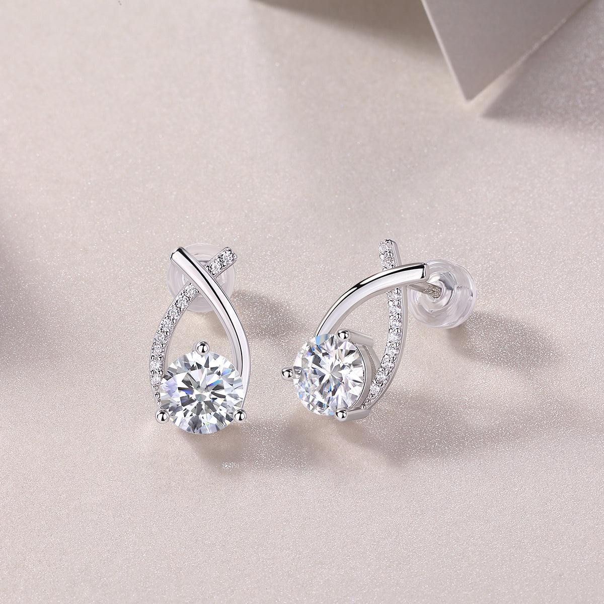 Crossed Drop Moissanite Stud Earring - Ceerom