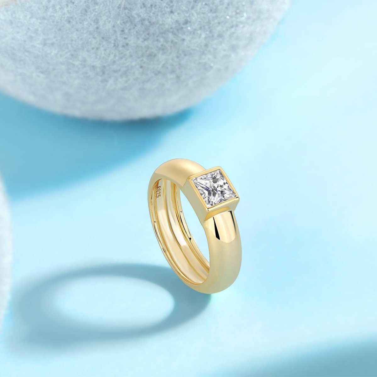 Solitaire Asscher Cut Moissanite Ring - Ceerom