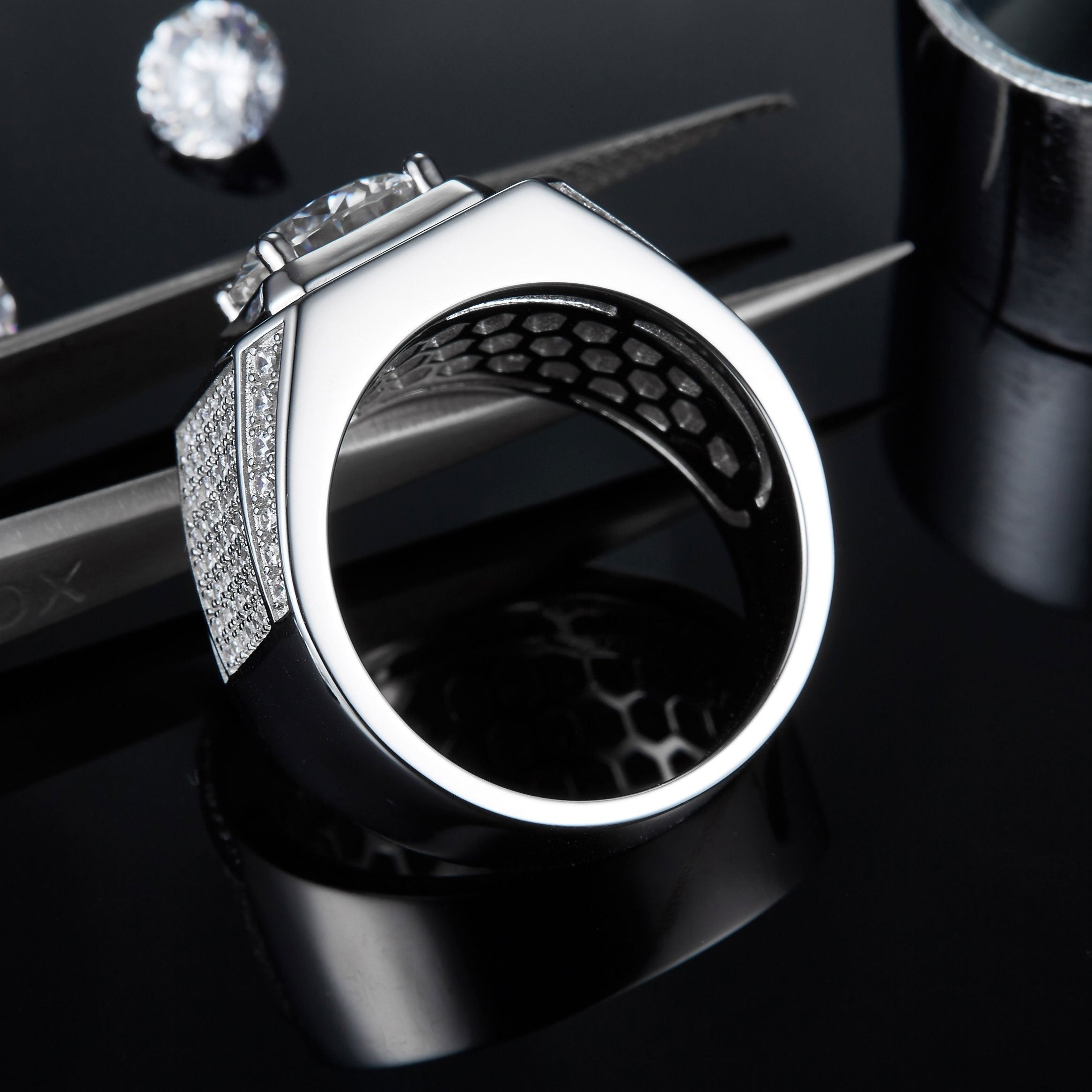 Men's Halo Moissanite Engagement Band Ring - Ceerom