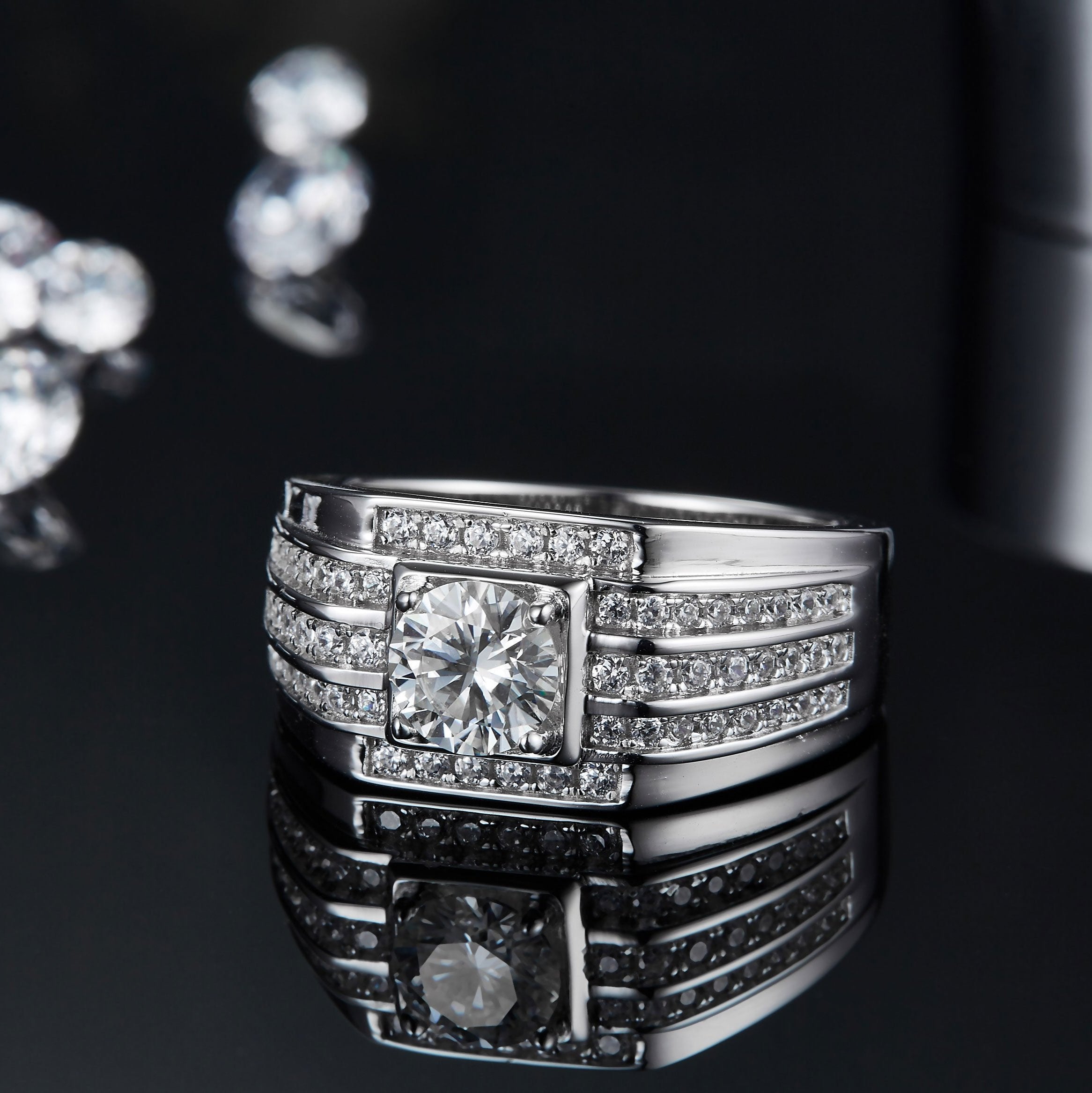 Men's Round Moissanite Halo Engagement Ring - Ceerom